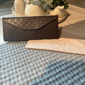 AUTH gg folding eyeglasses case